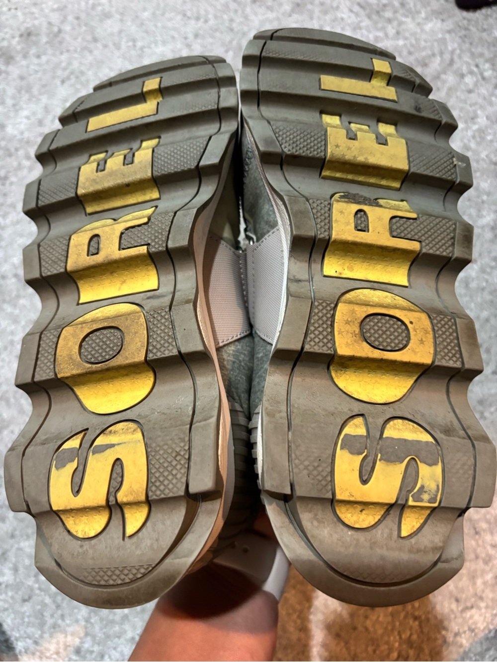 Sorel Women's Metallic Gray Slip-On Kinetic Sneakers, sz 9.5 - Picture 7 of 13
